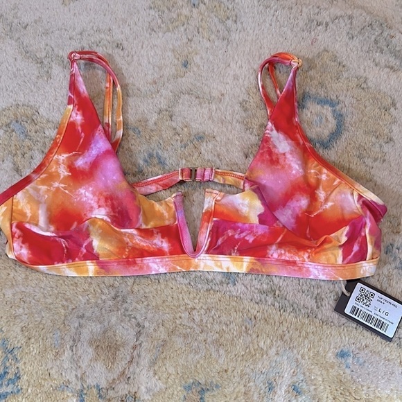 🧡❤️NWT, Rio De Sol in Tiedye Red, Adjustable Straps, Size Large - Picture 4 of 7